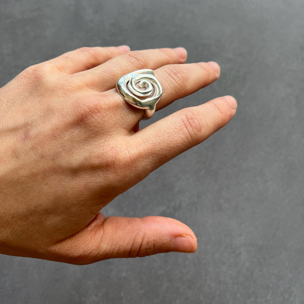 SPIRAL RING