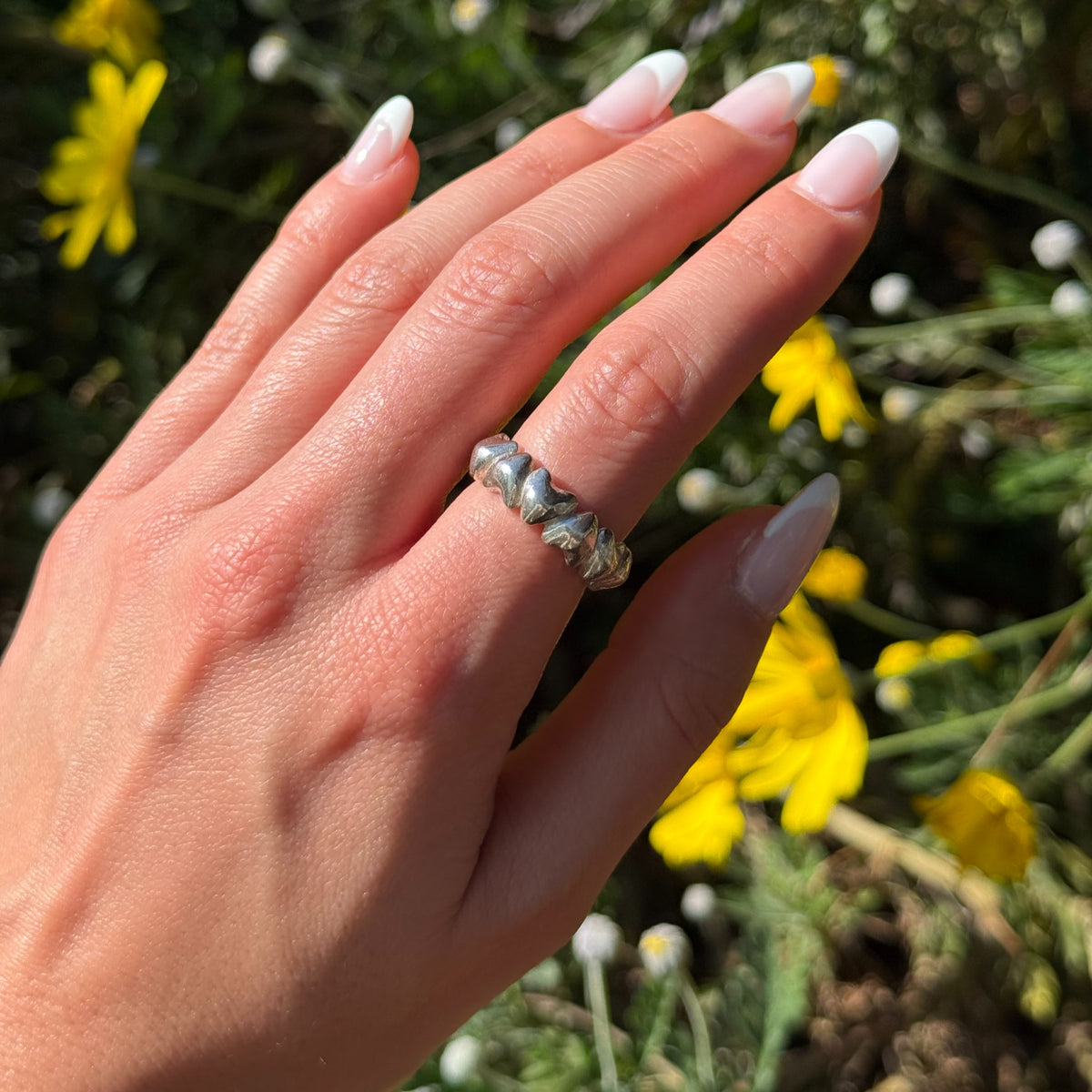 HEARTS RING