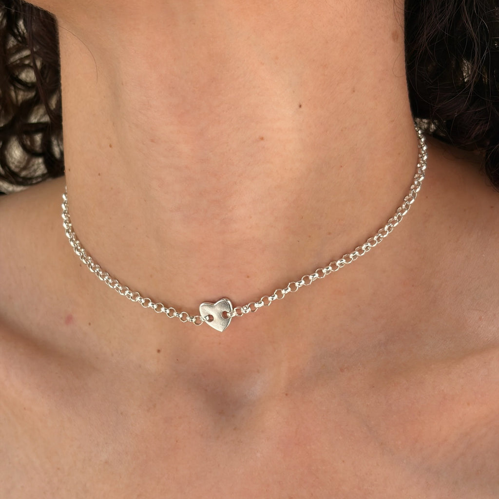 Tiny Heart Choker