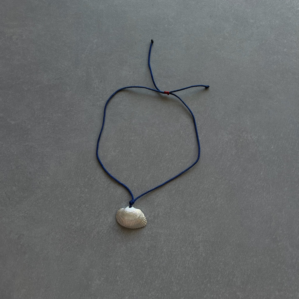 AVIA NECKLACE
